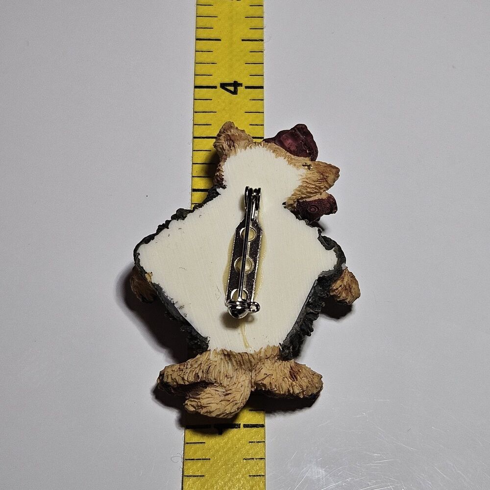 Vintage Boyd's Bears Pin Brooch Resin Teddy Yarn 1995 - Picture 5 of 9